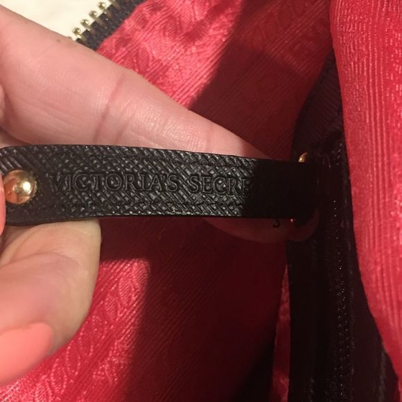 VICTORIA SECRET HAND BAG - Picture 3 of 8